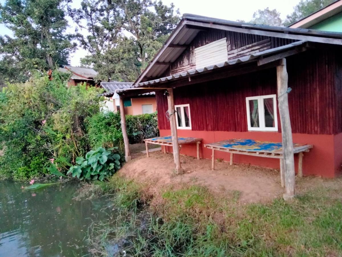 Hotel Rainbow House Pai Extérieur photo