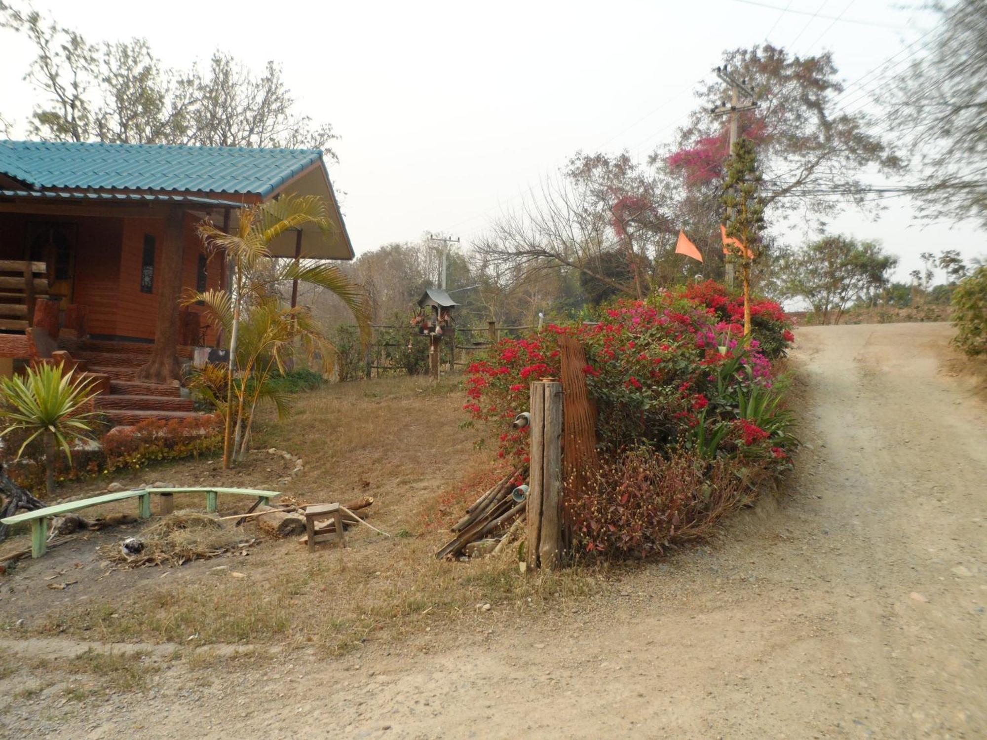 Hotel Rainbow House Pai Extérieur photo