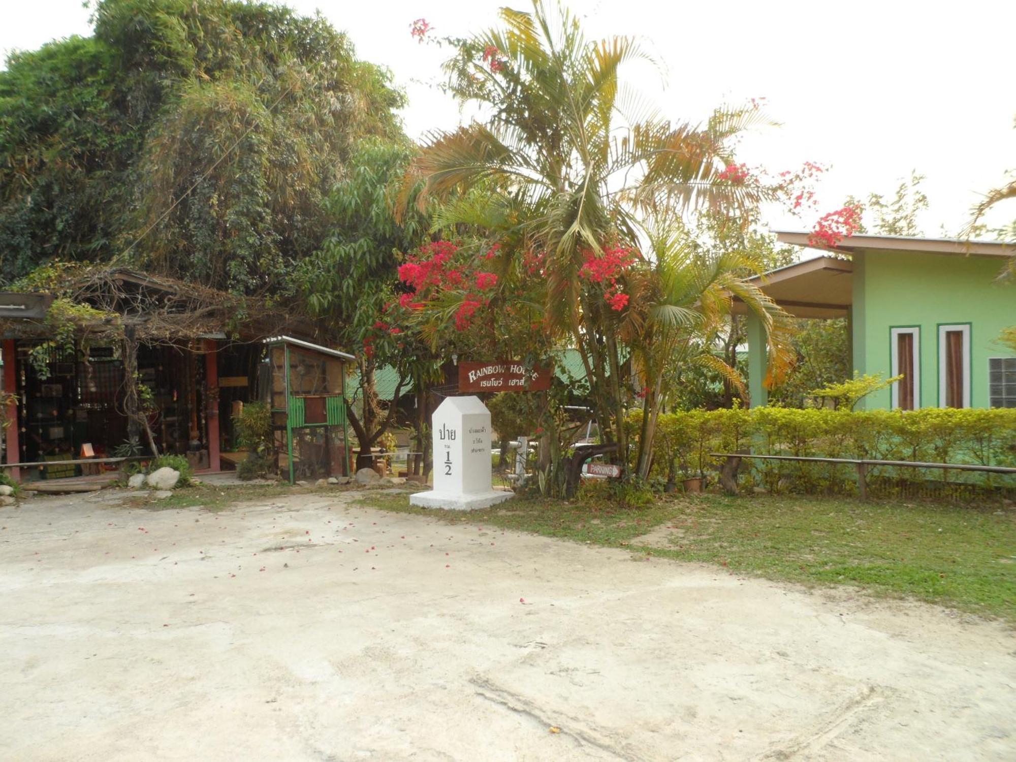 Hotel Rainbow House Pai Extérieur photo